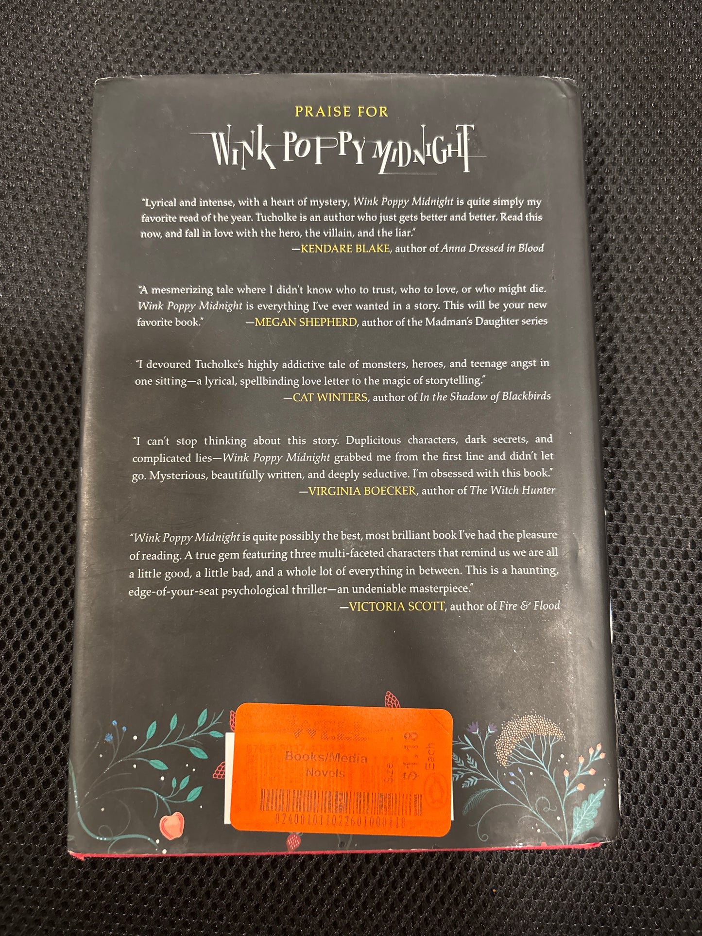Wink Poppy Midnight by April Genevieve Tucholke YA hardcover (like new)