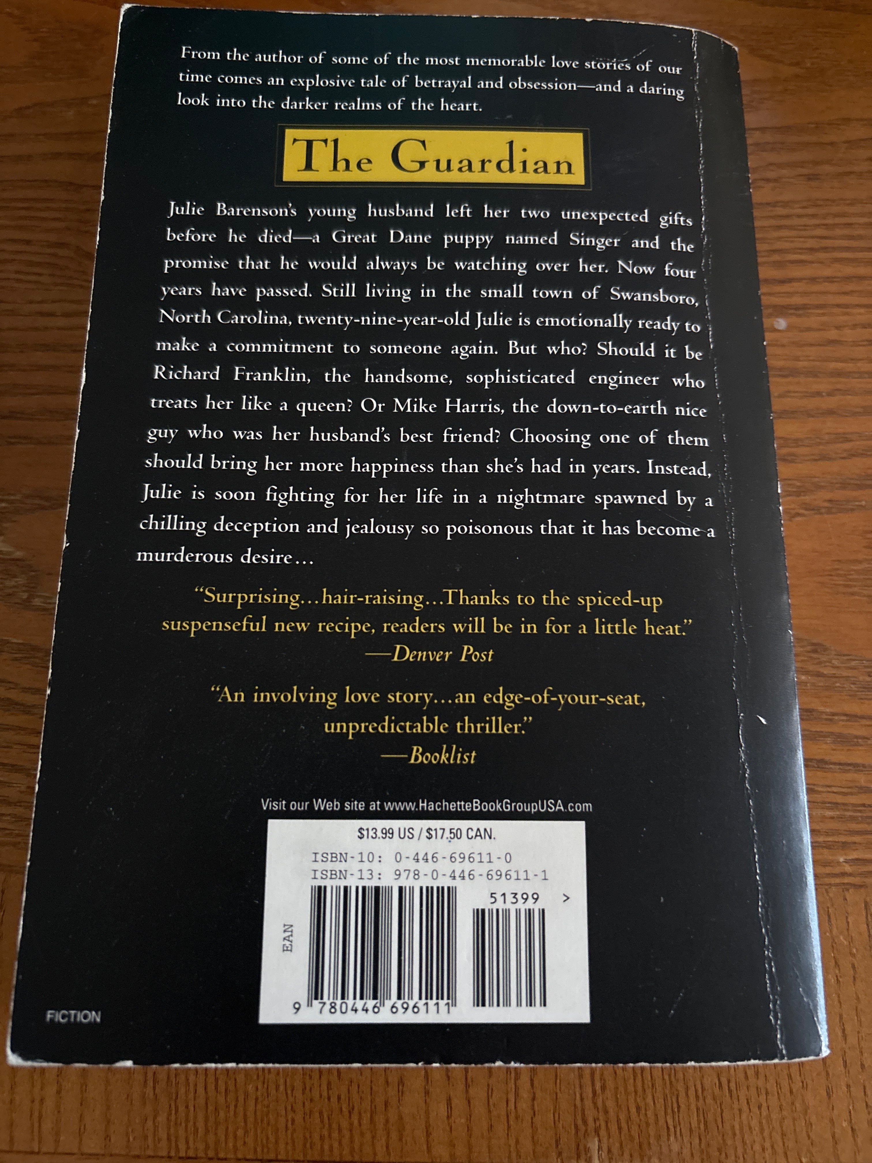 The Guardian by Nicholas Sparks paperback (rescued)