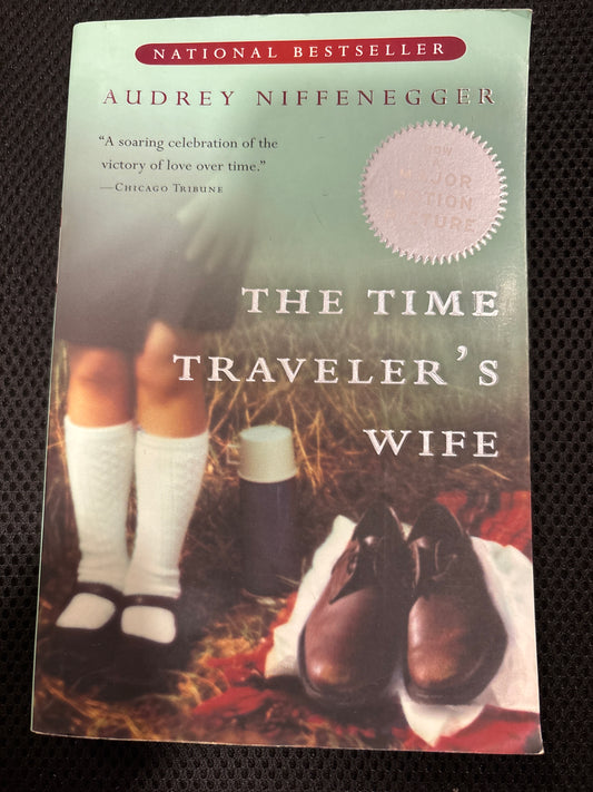 The Time Traveler’s Wife rescued/paperback FIRST HARVEST EDITION