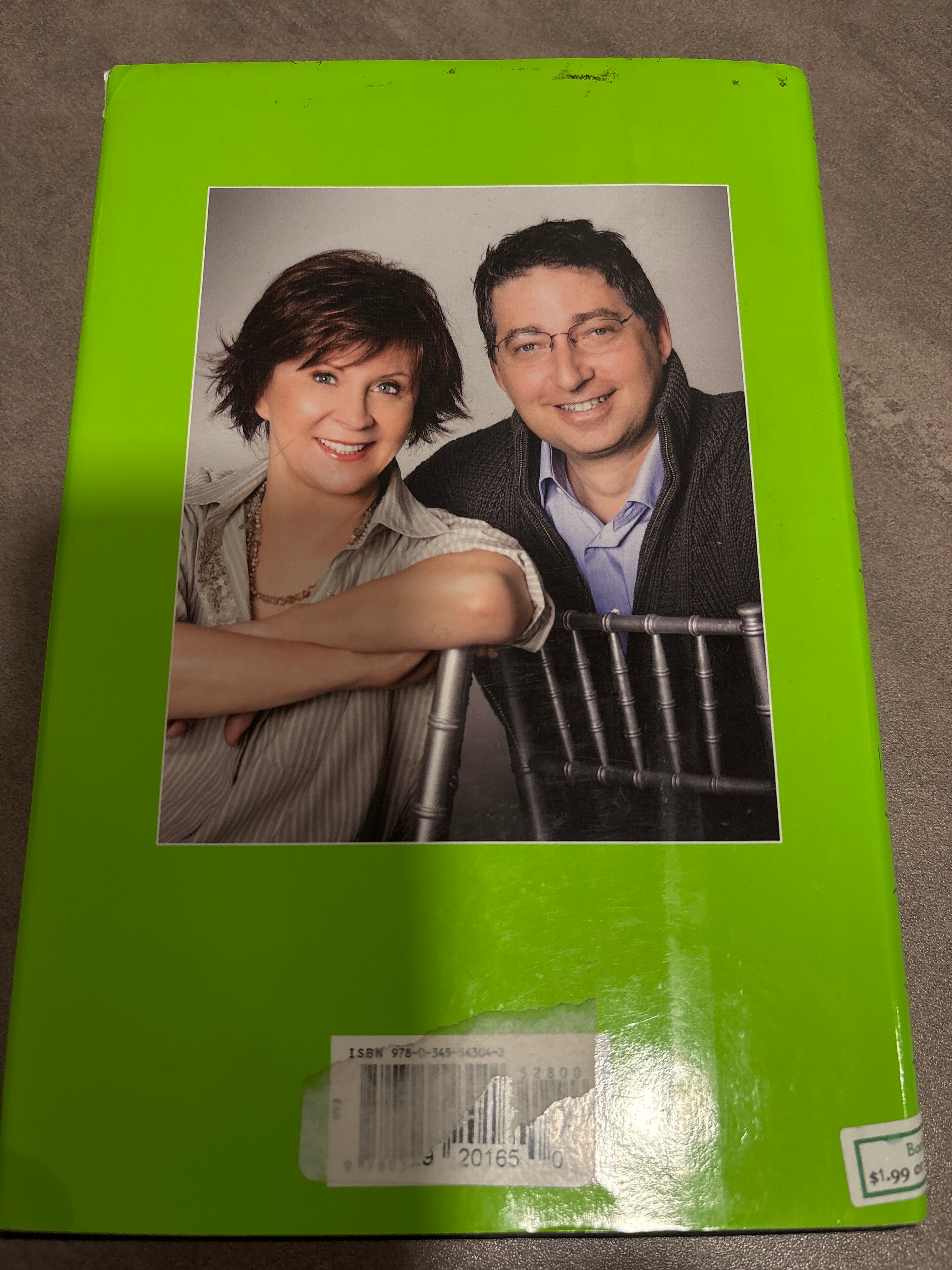 The Heist (book 1 of the Fox and O'Hare series) by Janet Evanovich and Lee Goldberg hardcover (like new)