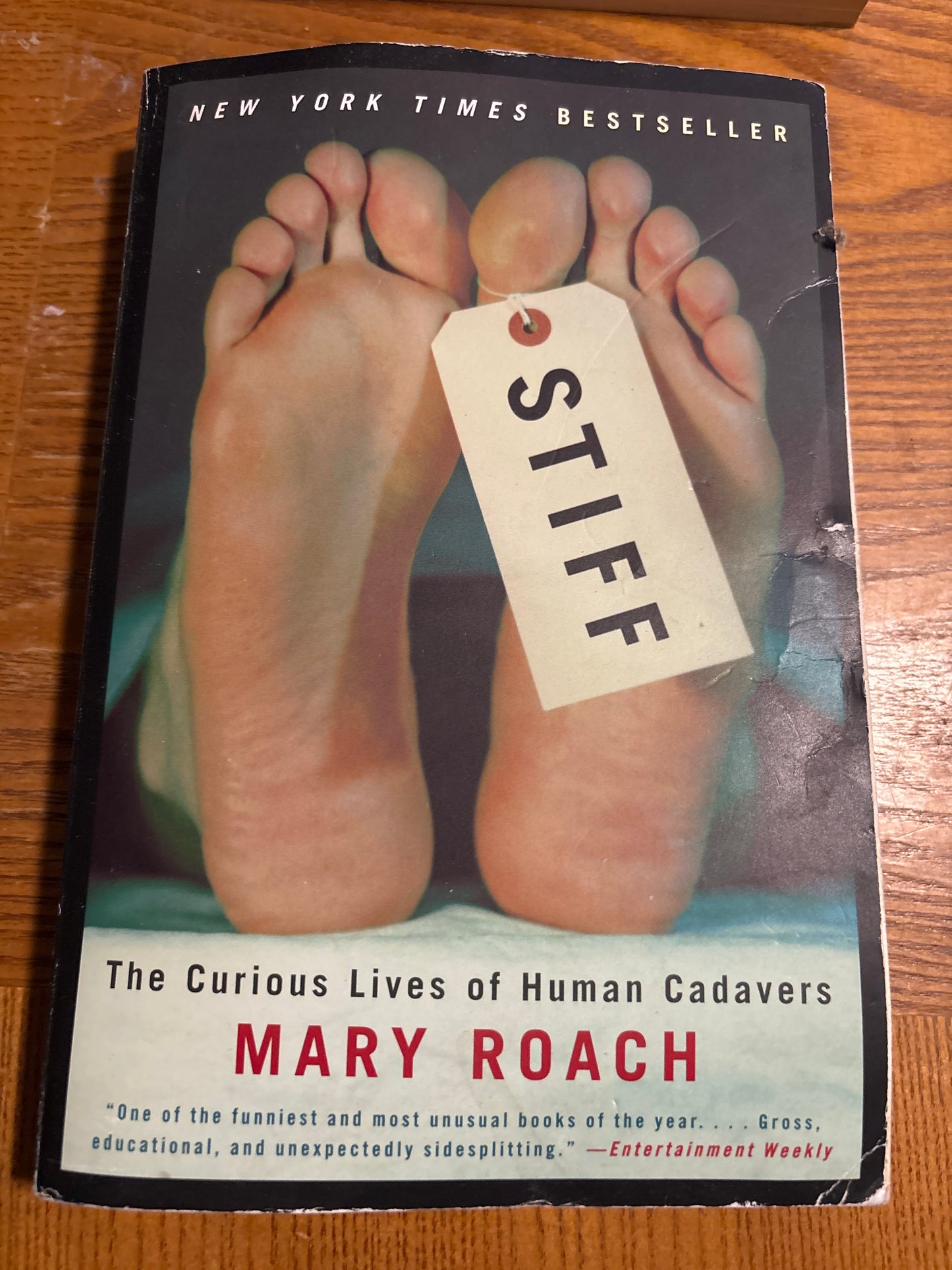 Stiff the Curious Lives of Human Cadavers by Mary Roach rescued/paperback