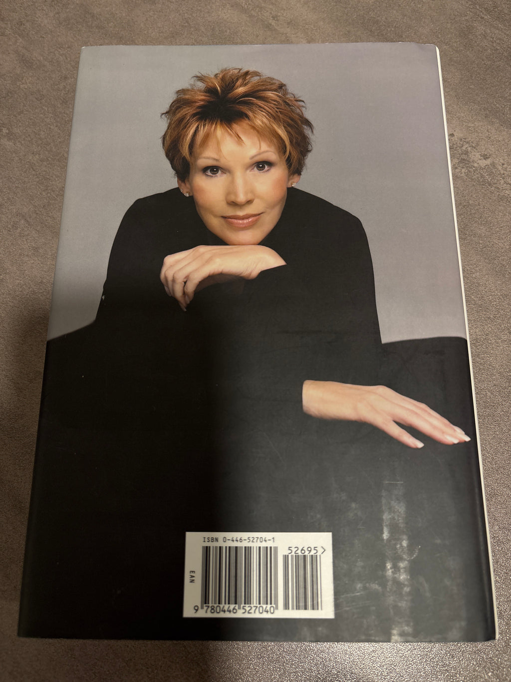 The Crush by Sandra Brown hardcover (like new)
