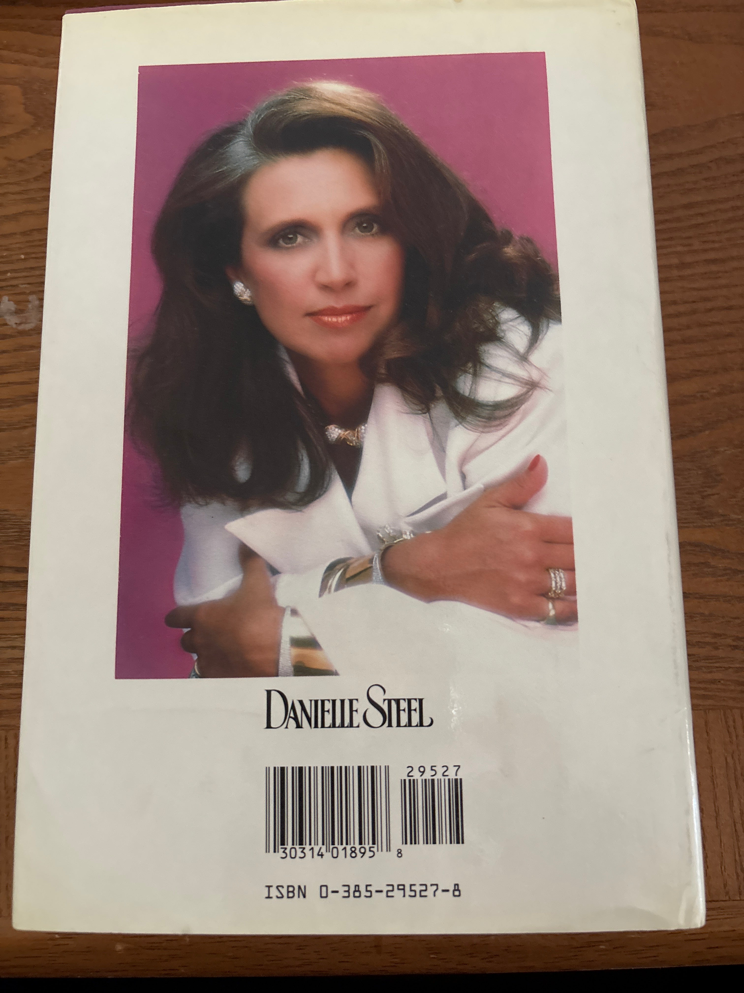 Fine Things by Danielle Steel hardcover (rescued)
