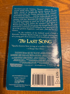The Last Song by Nicholas Sparks paperback rescued (mass market) (movie cover tie in)