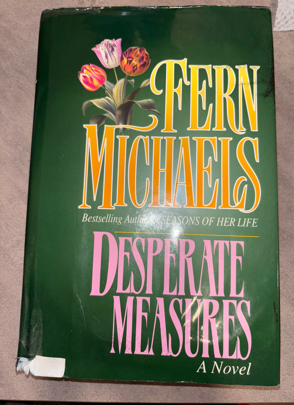 Desperate Measures by Fern Michaels hardcover (rescued-rough condition)