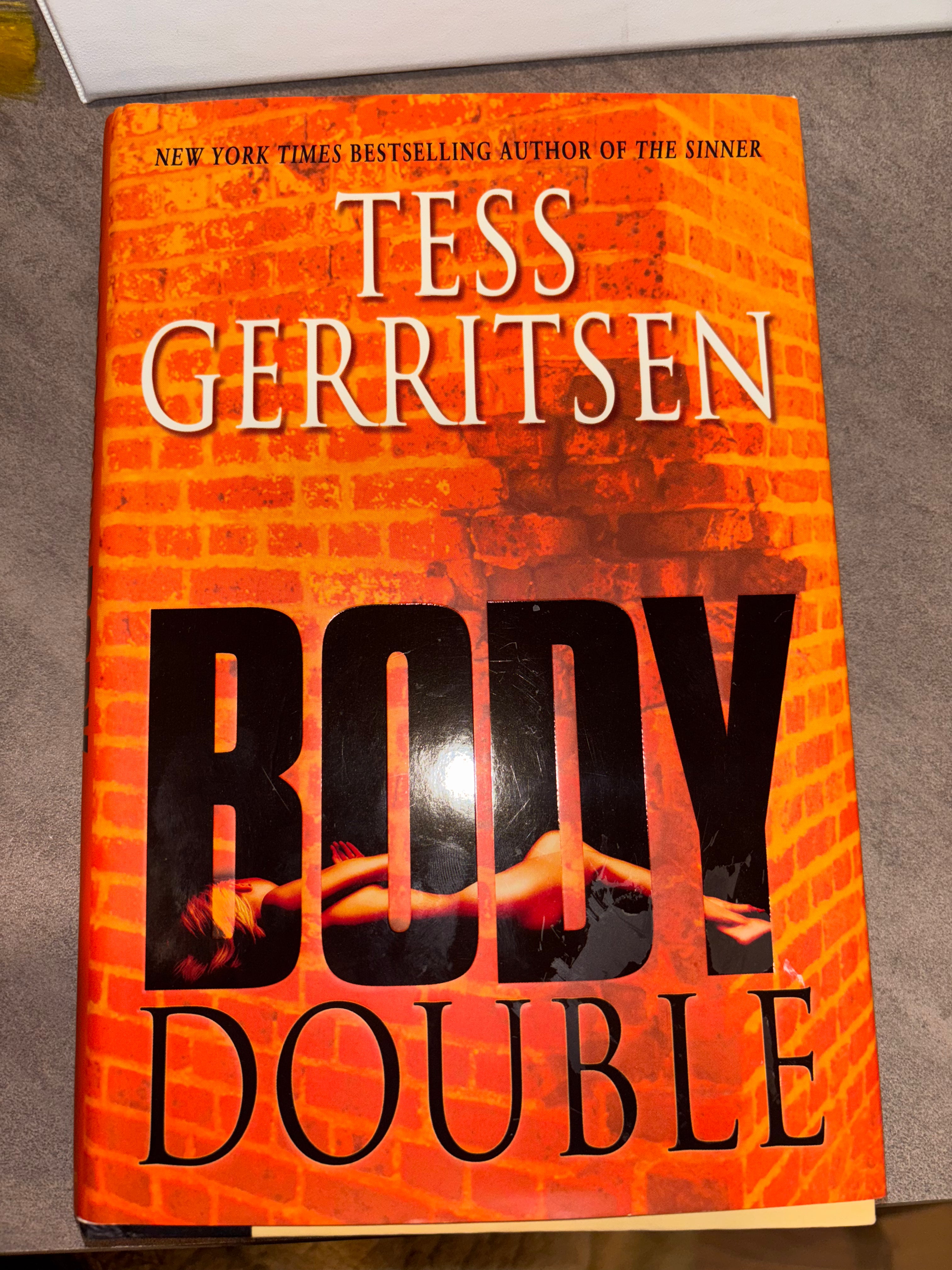Body Double by Tess Gerritsen hardcover (like new)
