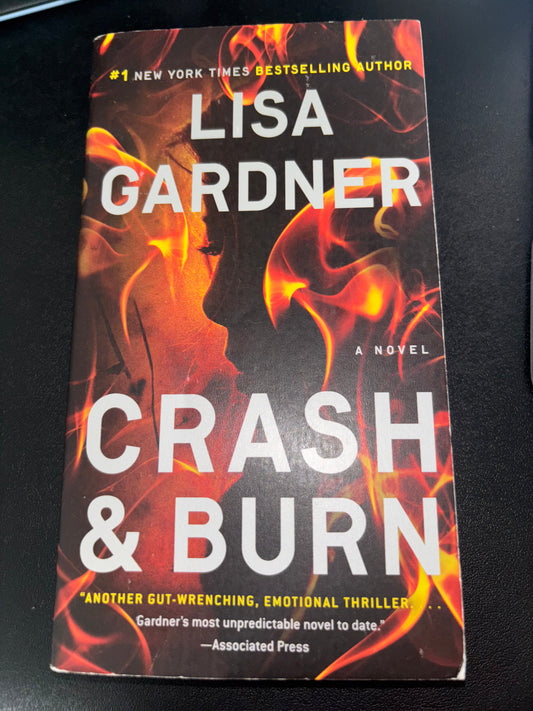 Crash & Burn (Book 3 A Tessa Leoni) by Lisa Gardner rescued (mass market)