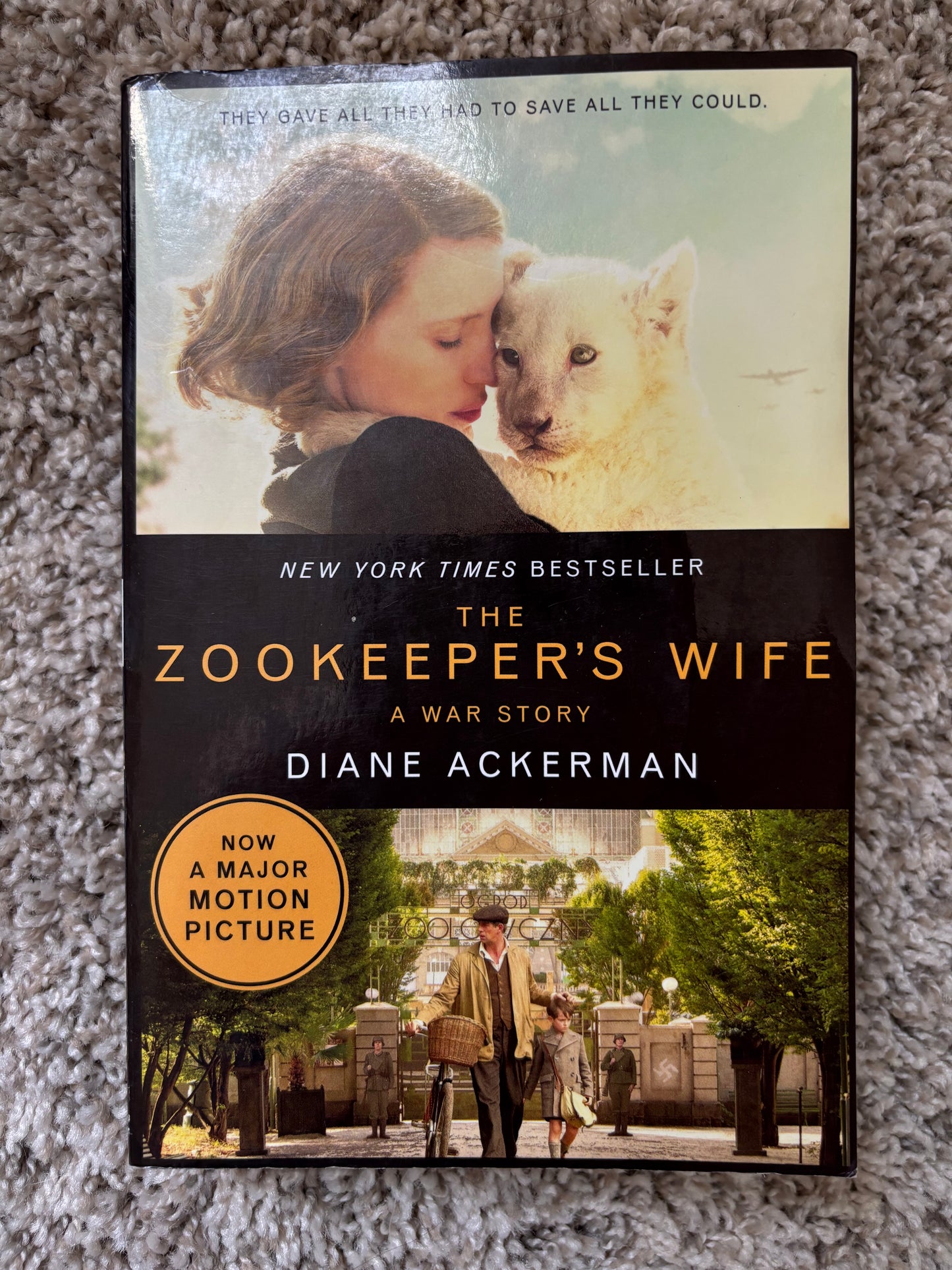 The Zookeeper's Wife by Diane Ackerman paperback (rescued) (movie-tie-in cover)
