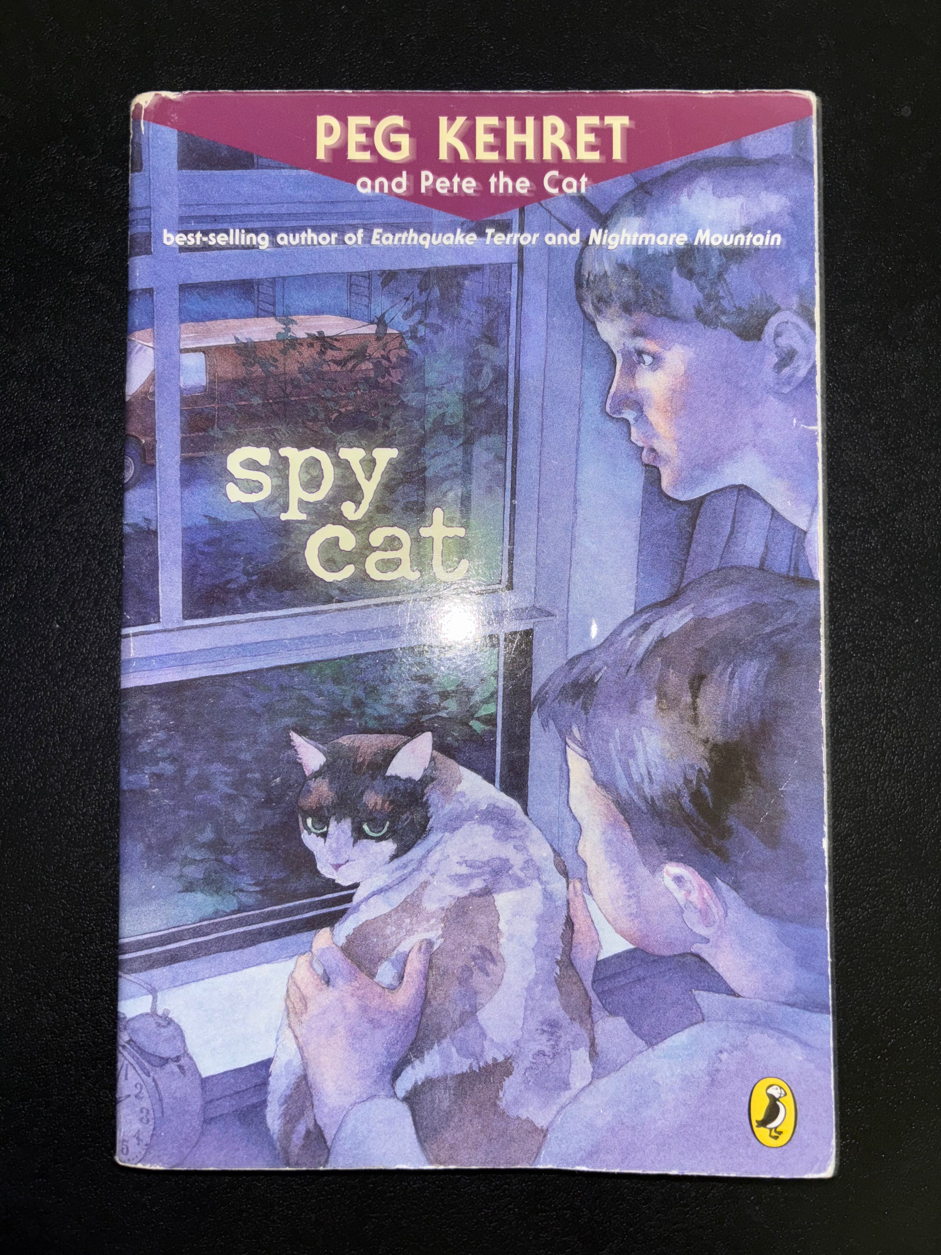 Spy Cat (Book 2 of the Pete the Cat series) by Peg Kehret paperback (rescued)