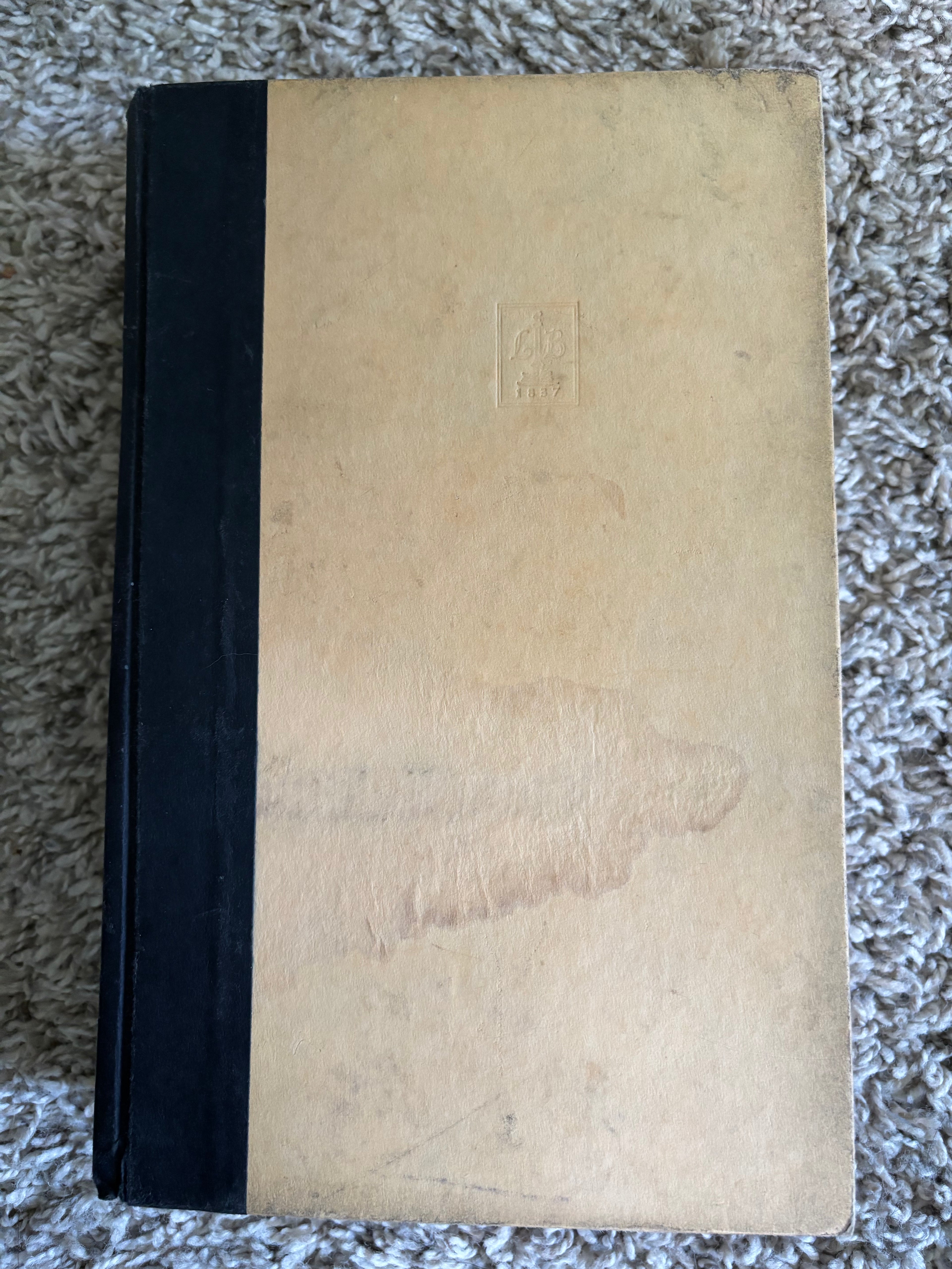 The Host by Stephenie Meyer First Edition hardcover (rescued) (no dust jacket)