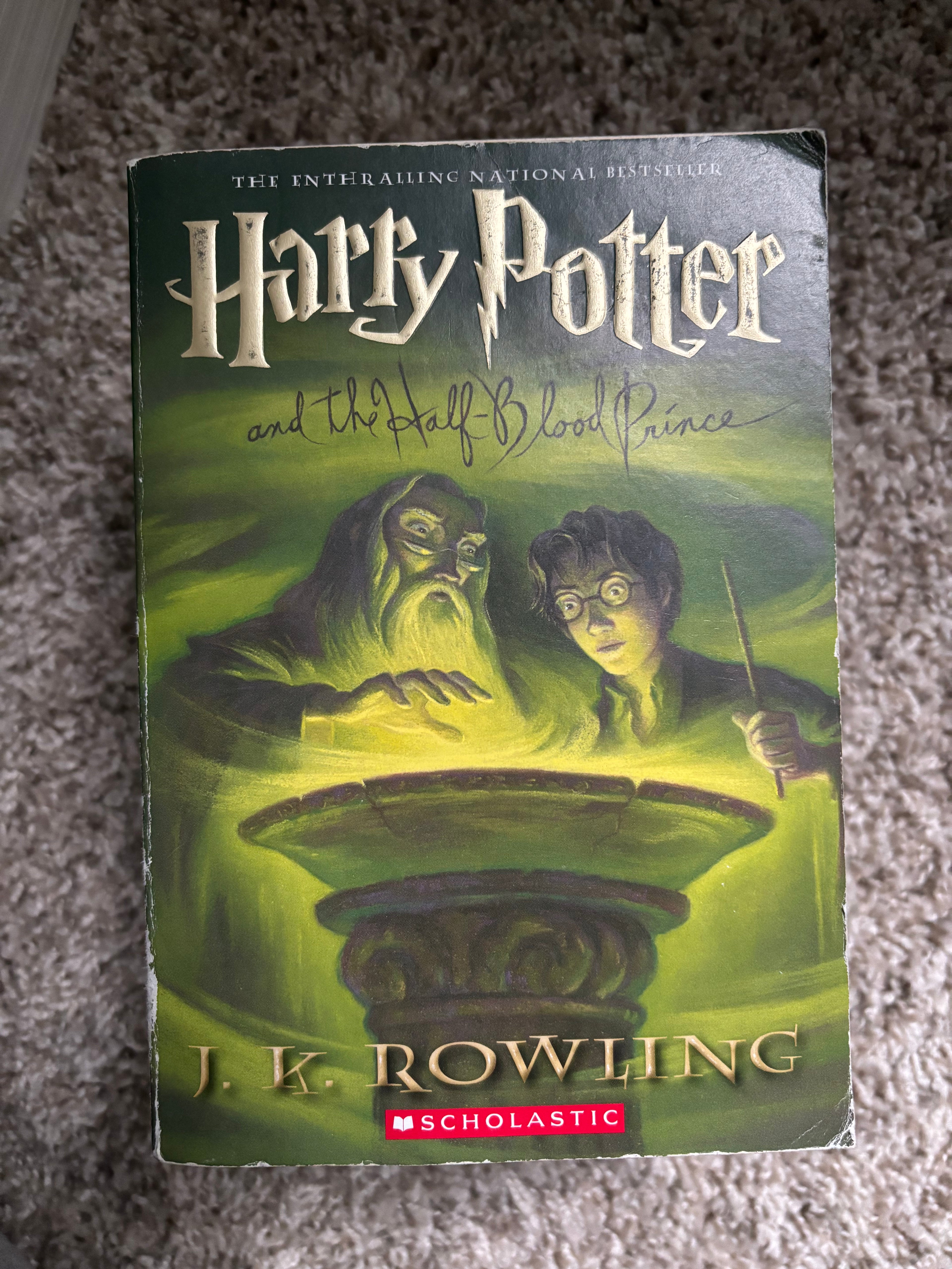 Harry Potter and the Half-Blood Prince (book 6 of the Harry Potter series) by J.K. Rowling Tween/YA paperback (rescued) (2 different spine options)