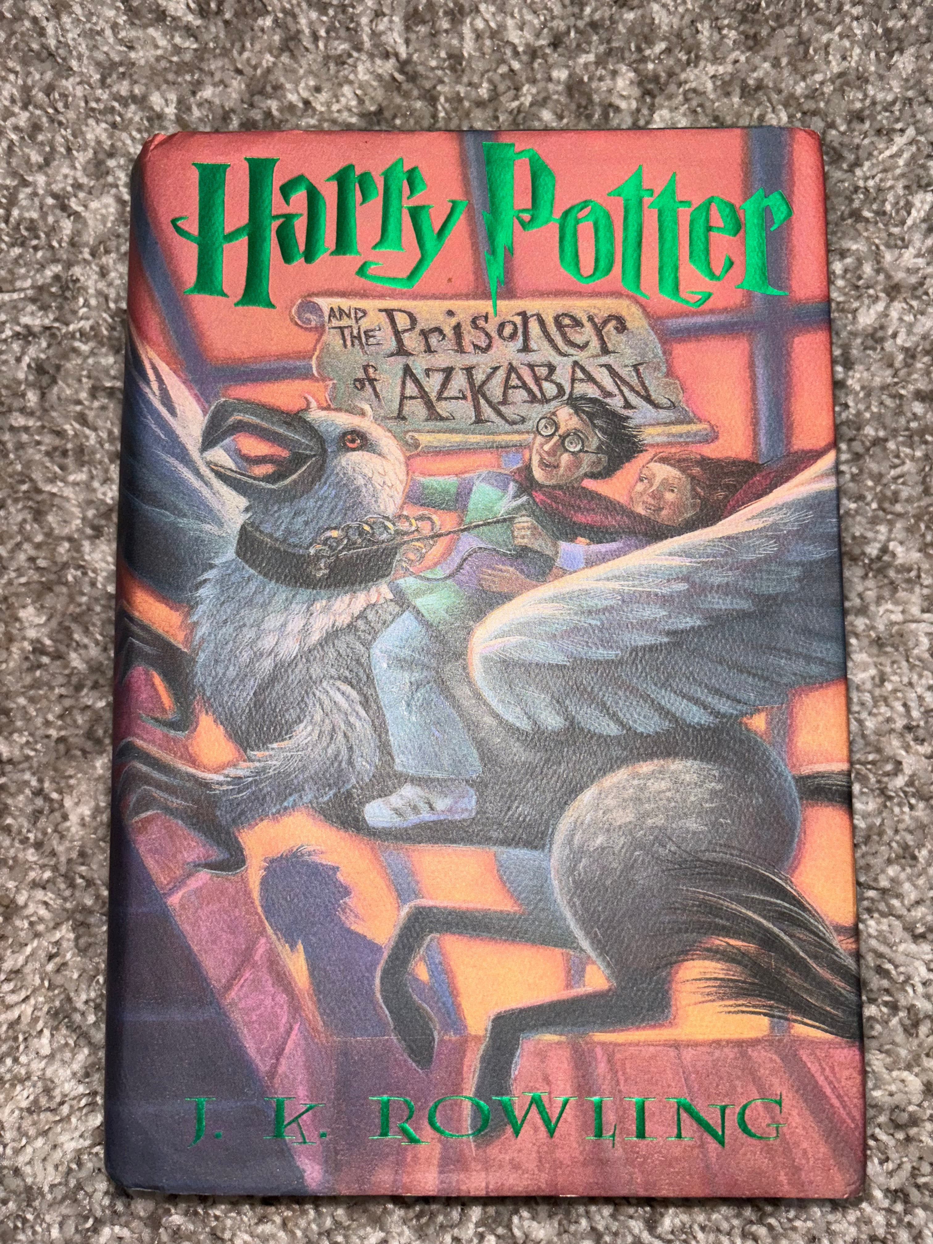 Harry Potter and the Prisoner of Azkaban (Book 3 of the Harry Potter series) by J.K. Rowling Tween/YA hardcover (rescued) (2 different spine options)