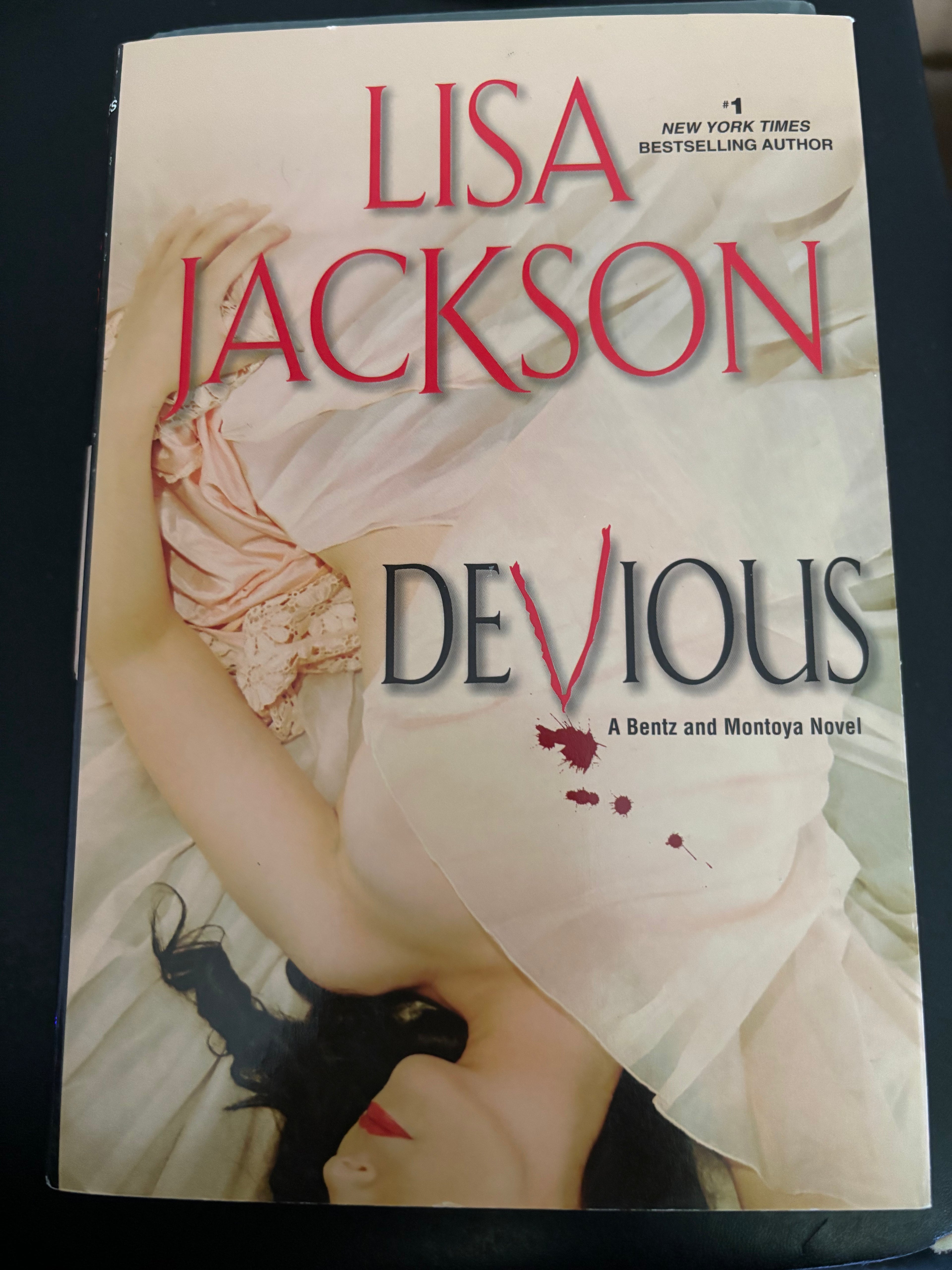 Devious (Book 7 of the New Orleans series) by Lisa Jackson hardcover (like new)