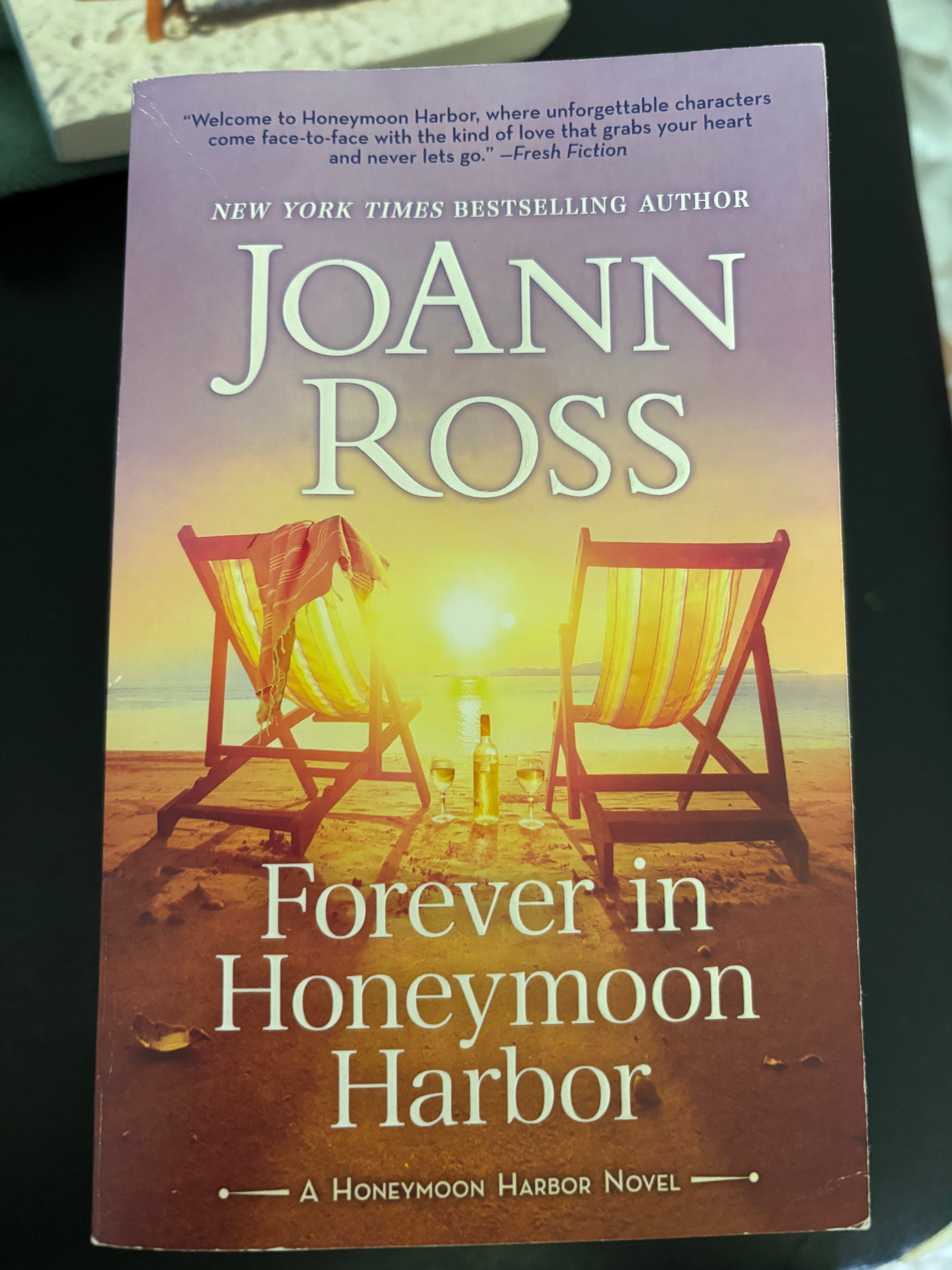 Forever in Honeymoon Harbor mass market (rescued)