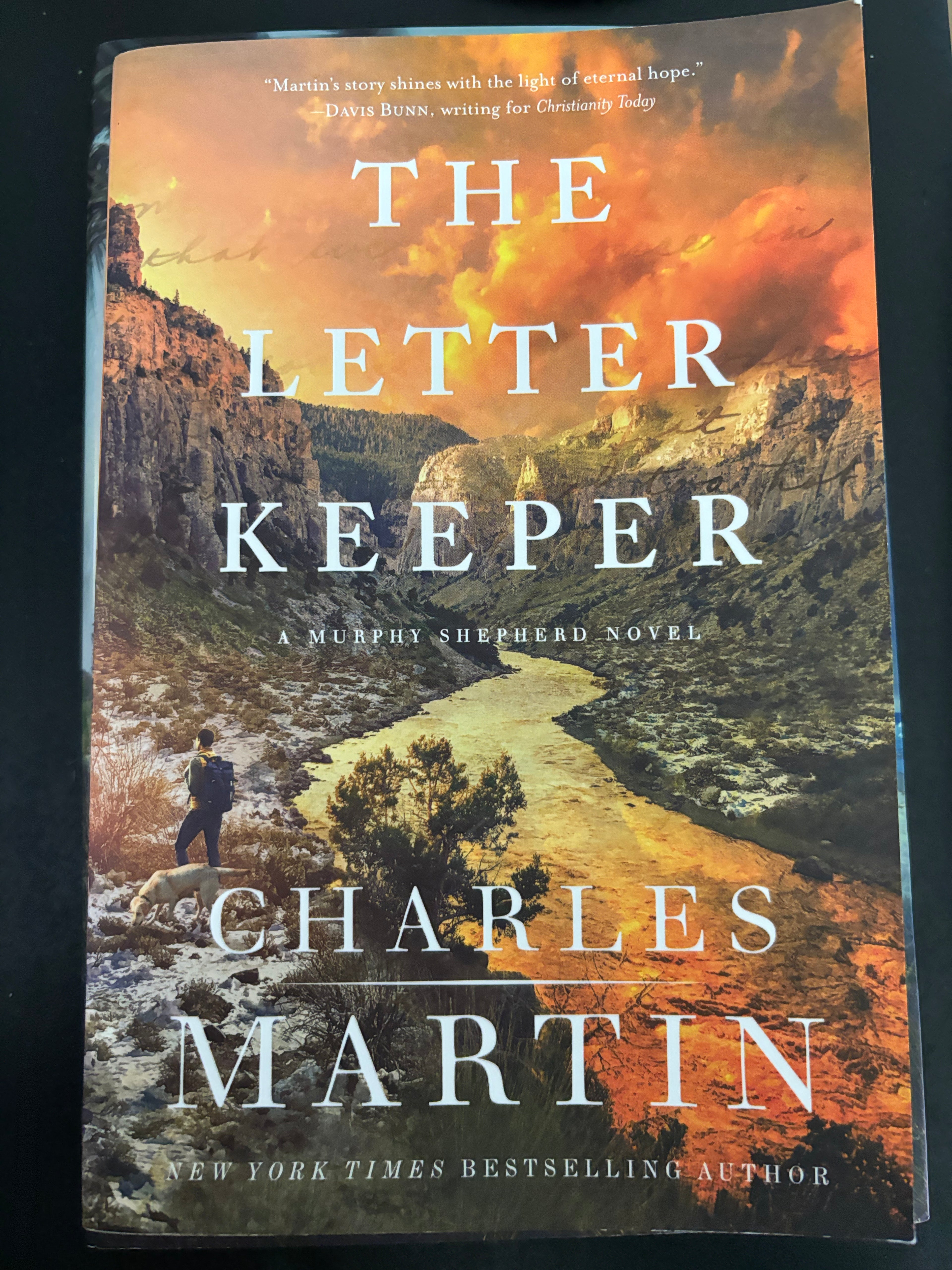 The Letter Keeper Book 2 of the Murphy Shepherd series) by Charles Martin paperback (like new)