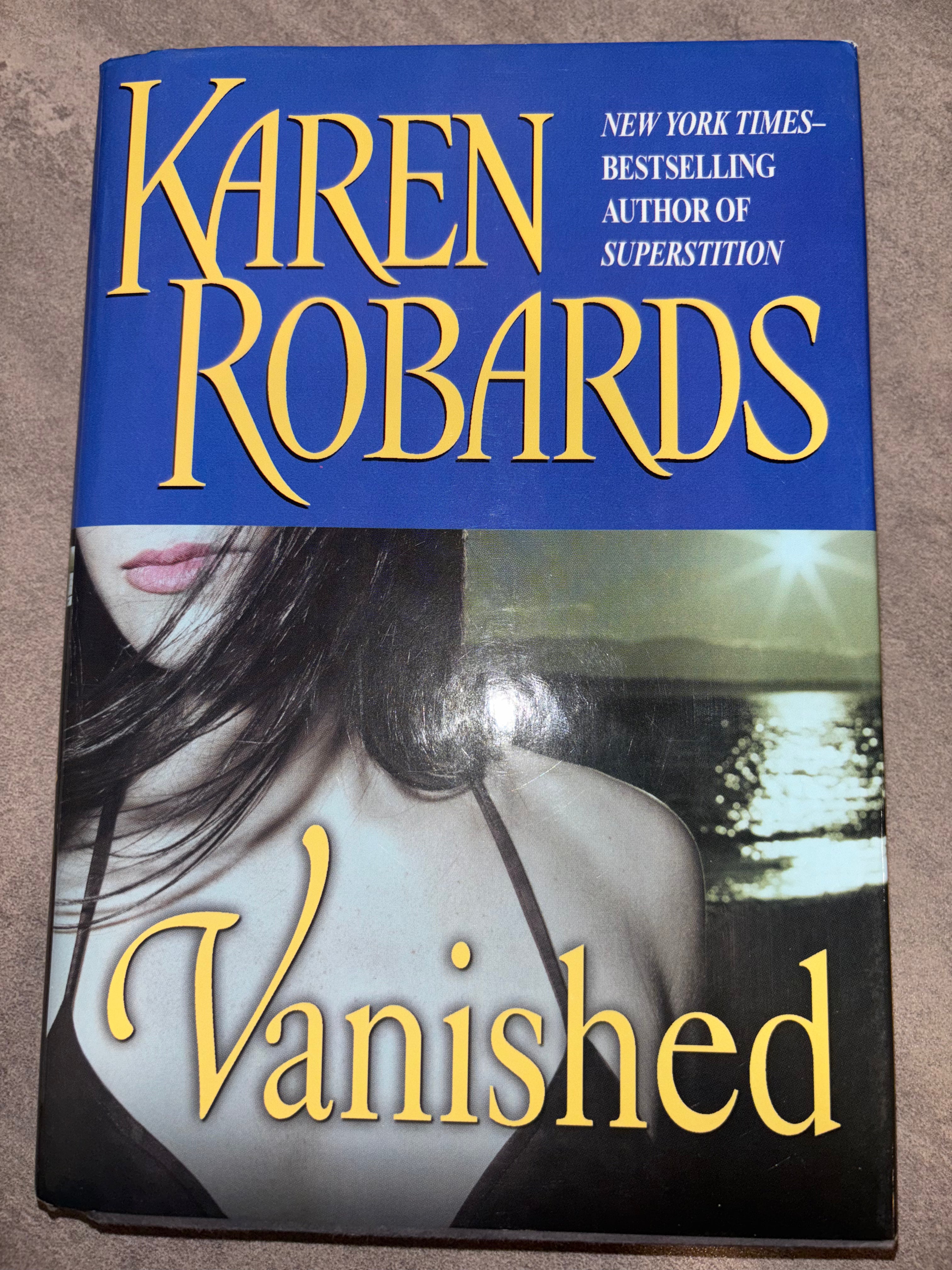 Vanished by Karen Robards hardcover (rescued)